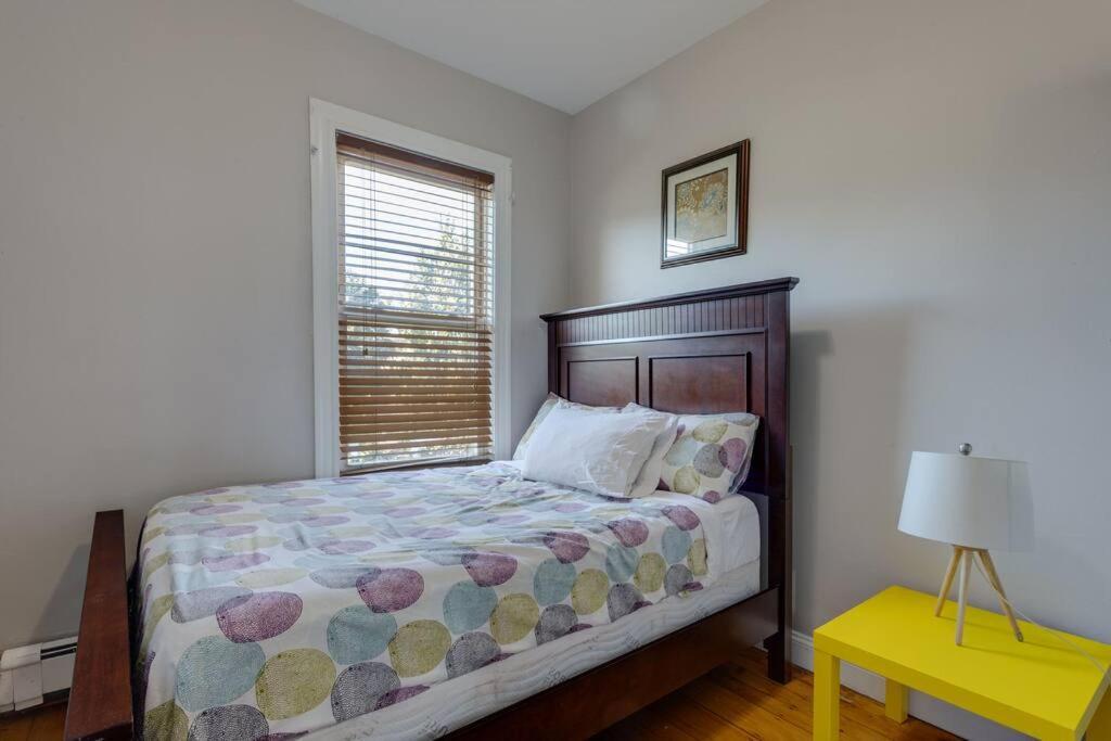 New! Boston Condo Near Mbta, 3Mi To Fenway ! Exterior photo